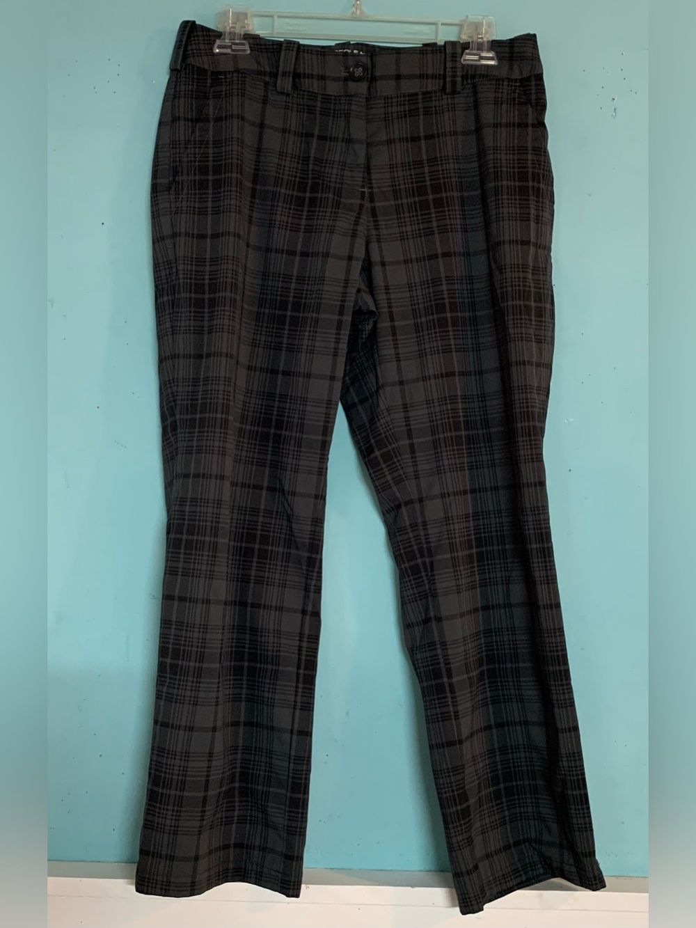 Nike Golf Dri-Fit ladies black & gray plaid pants size 6